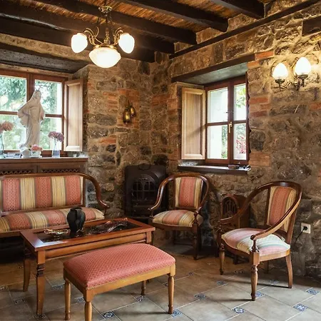 La Vega De * Pendueles