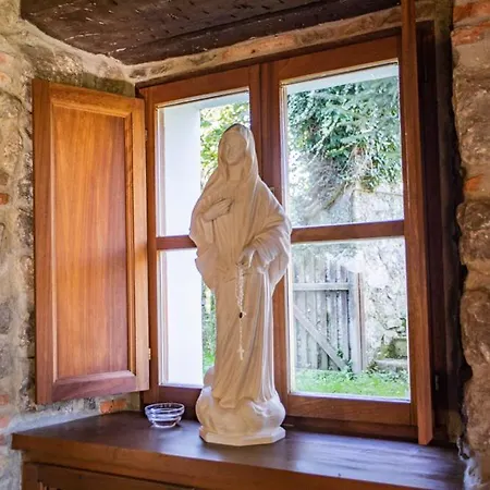 La Vega De Country house *