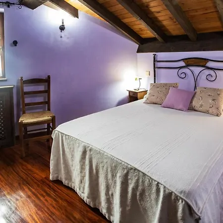 La Vega De Country house *