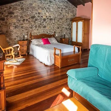 La Vega De Country house *