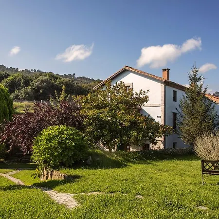 La Vega De Country house *