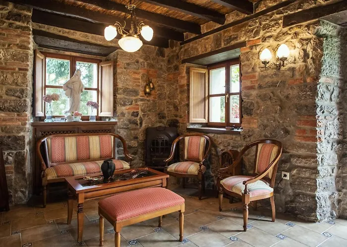 La Vega De * Pendueles